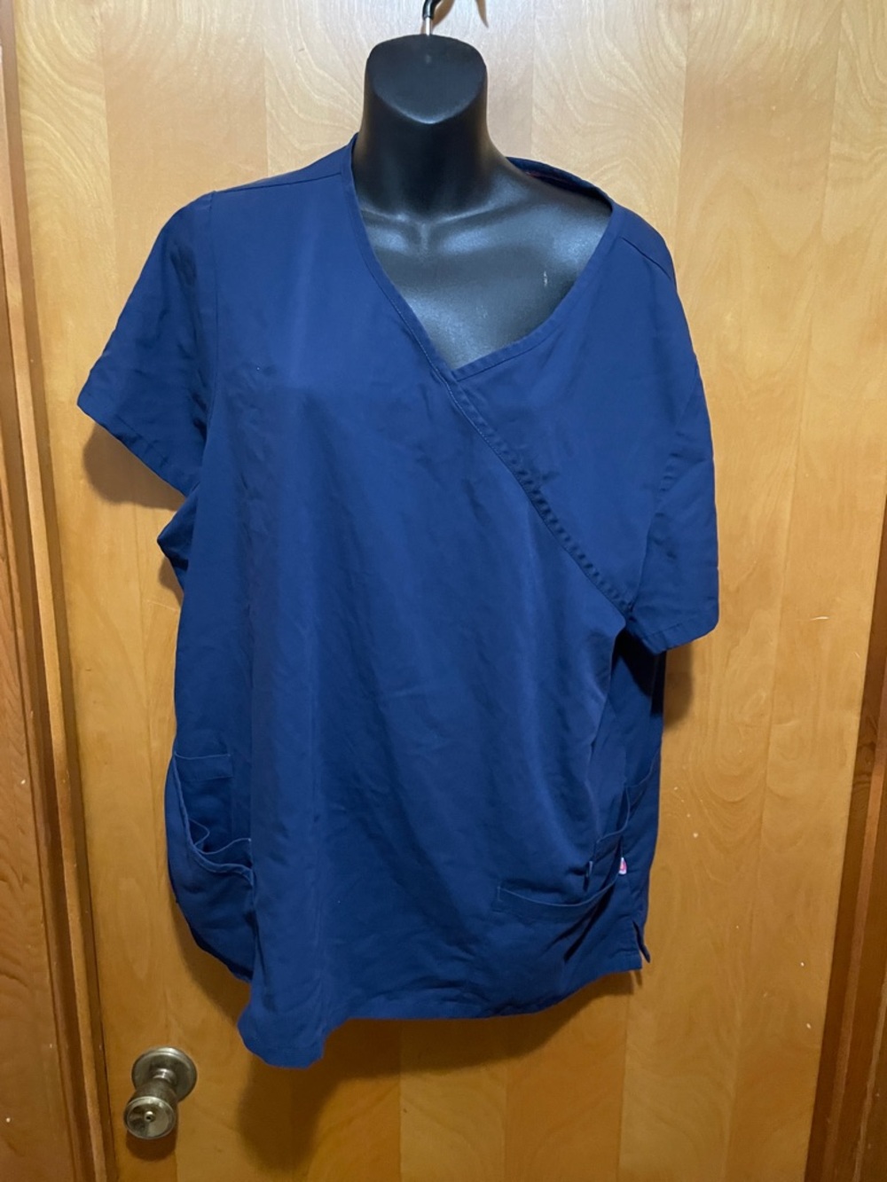 Scrub top Navy Wrap-Style Women’s   M3